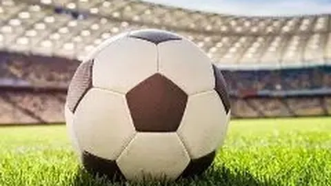 大黄蜂欧冠次回合2-2战平塞维利亚，哈兰德双响锁定八强席位