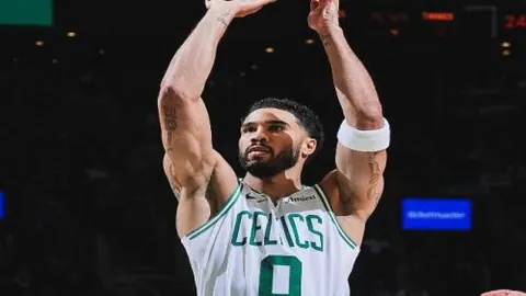 大乐透期号专家推荐：美职男篮季后赛西部第八位预测